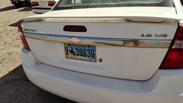 2005 New Style Malibu License Plate Trim Surround Panel Tail Trunk Finish Chrome — photo 1