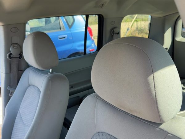 2006-2008 Chevy Hhr Pair Of Front Headrests Oem Left Right Set Seat Gray 14B — photo 1