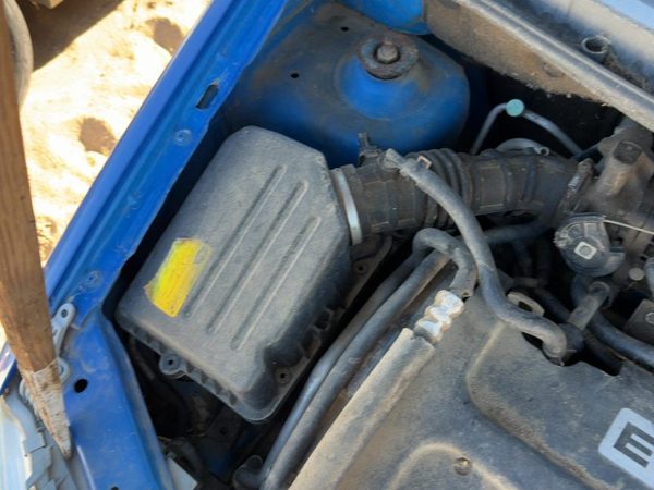04-08 Aveo Complete Air Intake Cleaner Filter Box Housing With Tube Oem 1.6L — photo 3