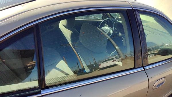 1999-2005 Pontiac Grand Am Passenger Right Rear Side Window Door Glass Oem Back — photo 1