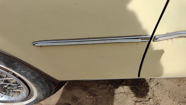 1977-1984 Cadillac Deville Driver Left Moulding From Fender Oem Trim Strip — photo 3