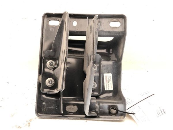 2011 03-18 Dodge Ram 2500 Passenger Right Front Bumper Mount Bracket Oem — photo 7
