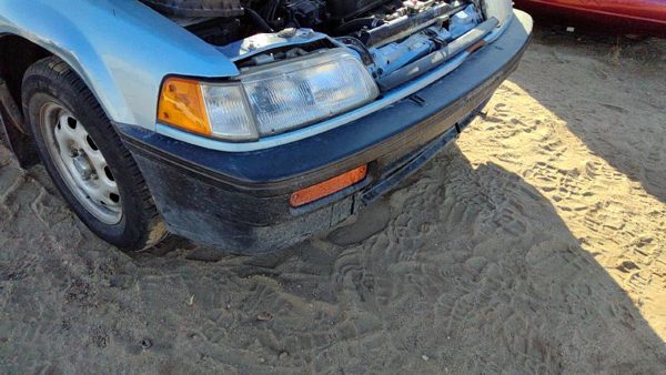 1988-1989 Honda Civic Front Bumper Cover Assembly Oem Sedan 2702058 — photo 7