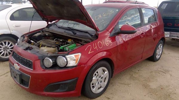 2013 Chevy Sonic — vehicle photo 1