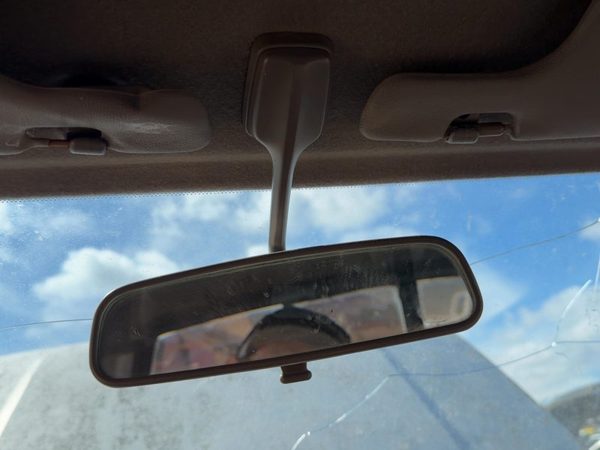 1990-1992 Isuzu Pup Inside Rear View Mirror Oem Windshield Mounted — photo 2