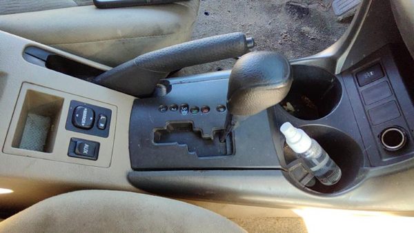2011 Toyota Rav-4 Floor Shifter Lever Assembly Shift Unit Automatic Transmission — photo 1