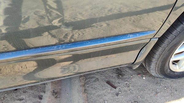 98-04 Intrepid Passenger Right Front Moulding From Door Trim Steel Blue Pbq — photo 6