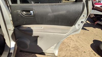 08-15 Rogue Passenger Right Rear Inside Door Trim Panel Wth Switches Back Gray K