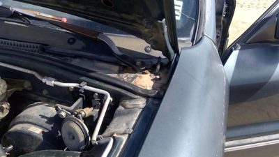 1989-1998 Mitsubishi Galant Vr-4 Driver Left Hood Hinge Assembly Oem Green