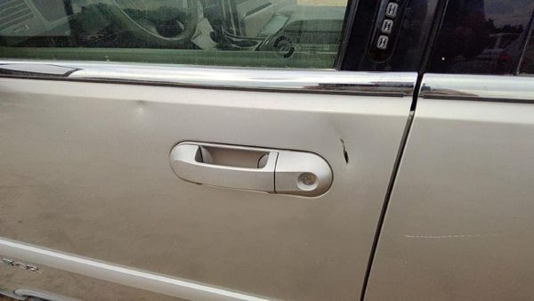 2003 Lincoln Aviator Front Door LH Silver Jp — photo 6