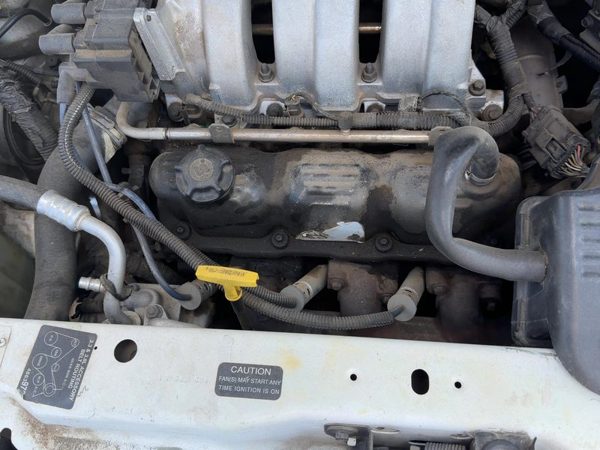 1998-2000 Chrysler Town & Country Front Cylinder Head Assembly Oem 3.3L 04694185 — photo 1