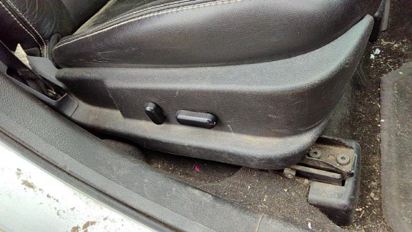 06-12 Fusion Passenger Right Side Power Seat Switch With Trim Panel Charcoal Fw — photo 4