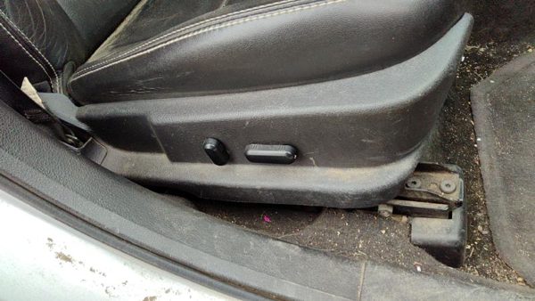 06-12 Fusion Passenger Right Side Power Seat Switch With Trim Panel Charcoal Fw — photo 2