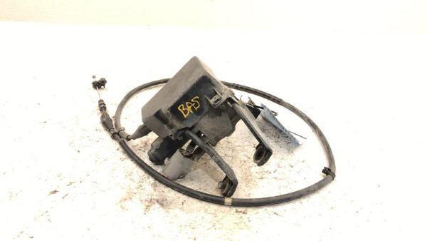 1994-1995 Toyota 4 Runner Cruise Control Servo Assembly Module with Cable 3.0L — photo 1
