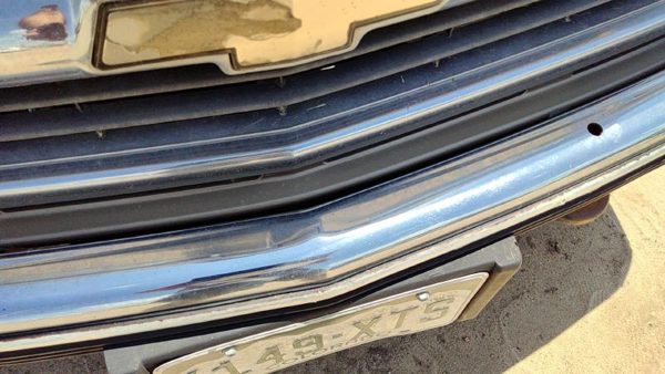 1997 Chevy Pickup 2500 Grille Silverado Gold 55U Filler — photo 6