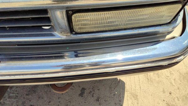 1997 Chevy Pickup 2500 Grille Silverado Gold 55U Filler — photo 8