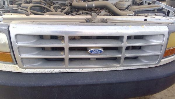 1992-1997 Ford F450 Front Grille Oem Chrome F4tz8200a — photo 2