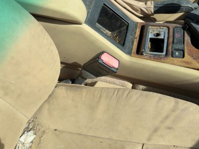 2001 BMW 530i Sedan Passenger Right Front Seat Belt Buckle Receiver 72118257798