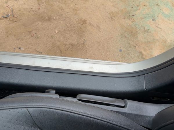 2011-2018 Volkswagen Jetta RH Door Sill Scuff Plate 5C685337282V — photo 2
