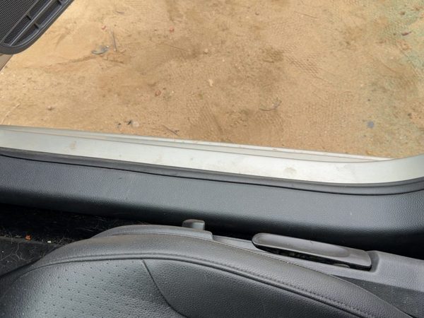 2011-2018 Volkswagen Jetta RH Door Sill Scuff Plate 5C685337282V — photo 4