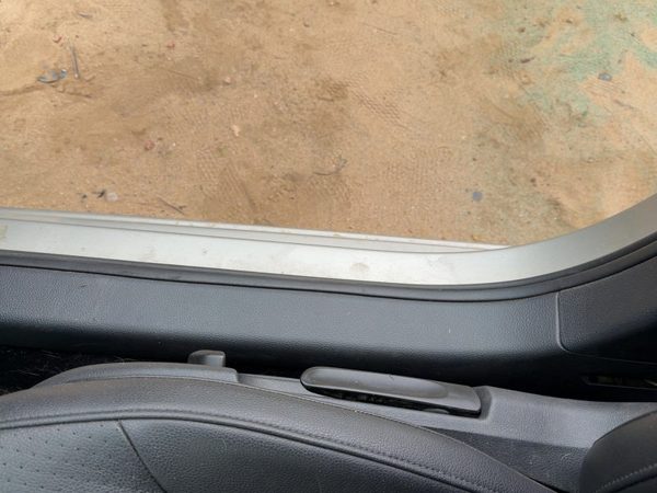 2011-2018 Volkswagen Jetta RH Door Sill Scuff Plate 5C685337282V — photo 3