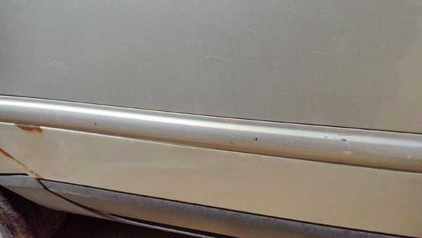 04-08 Pacifica Passenger Right Upper Rear Moulding From Door Oem Back Silver Ps2 — photo 3