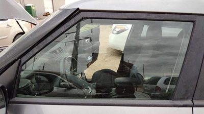 2014-2019 Kia Soul Driver Left Front Side Window Door Glass Oem 82410B2020