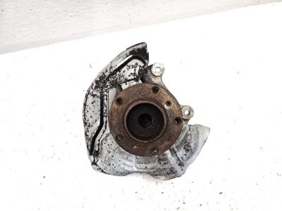 2001-2003 Bmw 530I Driver Left Front Spindle Steering Knuckle With Wheel Hub Oem