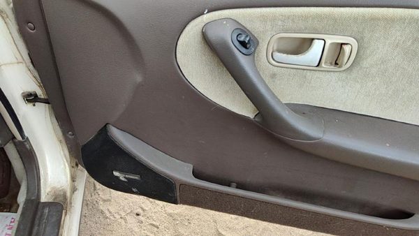 1991-1995 Infinity G20 Passenger Right Front Door Trim Panel With Switches Brown — photo 7