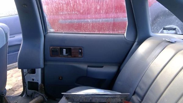 94 Chevy Caprice Passenger Right Rear Inside Door Trim Panel Only Oem Back Blue — photo 4