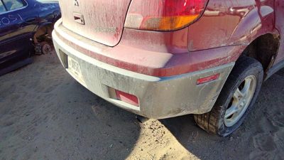 2003-2006 Mitsubishi Outlander Rear Bumper Cover Assembly Oem Back Red Mn133226