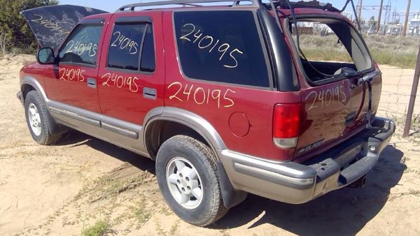 1998 Chevrolet Blazer — vehicle photo 5