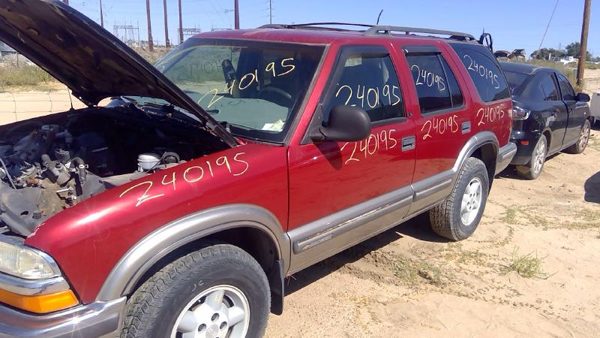 1998 Chevrolet Blazer — vehicle photo 10