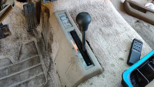 94 Chevy Suburban 4X4 Shifter Lever Assembly With Linkage 4Wd T Case Shift Unit — photo 3