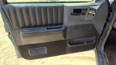 1994 Chevy S10 Blazer Driver Left Front Door Trim Panel With Master Switch Black
