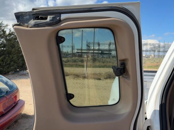 99-03 Ford F150 Passenger Right Rear Door Trim Panel With Switches Back Tan Ex — photo 3