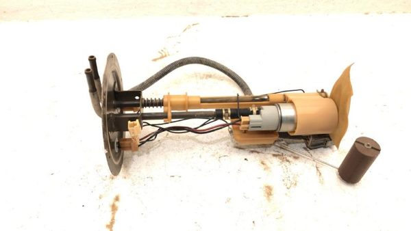 1995-1997 Nissan Hardbody Complete Fuel Pump With Sending Unit Gas Level 2.4L — photo 4