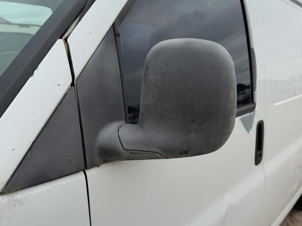 1996-2002 Chevy Express Van 2500 Driver Left Manual Side Mirror Door Mounted Oem — photo 1