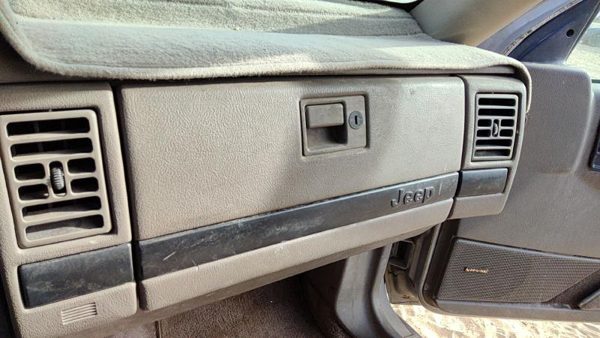 93-95 Jeep Grand Cherokee Glove Box Assembly Complete Door With Latch Oem Gray — photo 1
