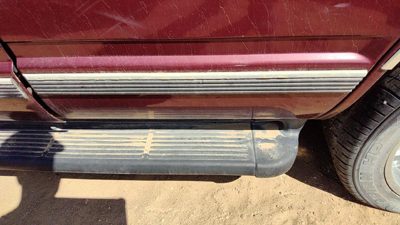 1999-2000 Gmc Yukon Driver Left Rear Moulding From Door Oem Back Trim Strip