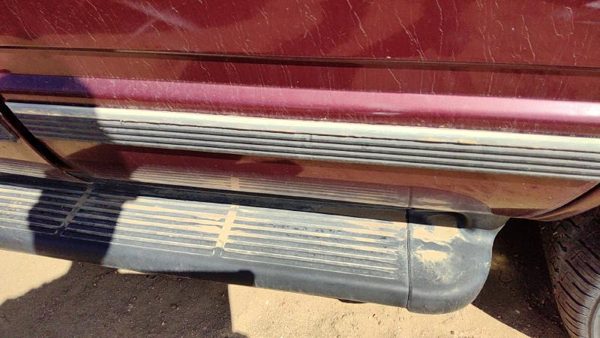 1999-2000 Gmc Yukon Driver Left Rear Moulding From Door Oem Back Trim Strip — photo 5