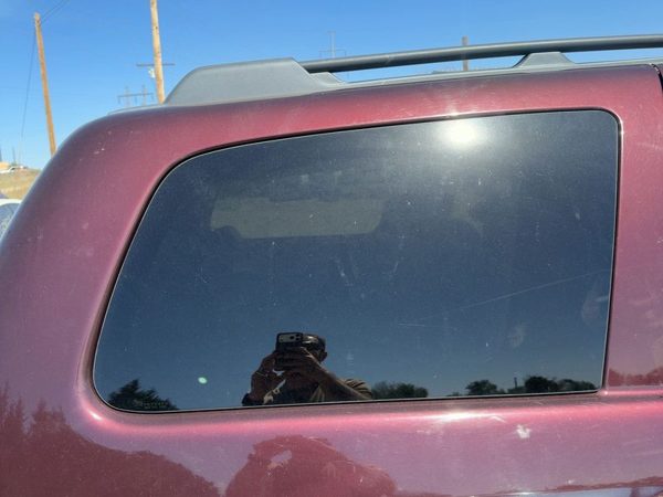 2004-2009 Dodge Durango Passenger Right Rear Quarter Glass Back Side Window Oem — photo 2