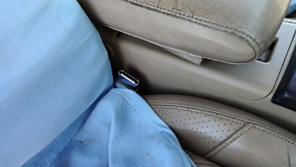 1991-1994 Ford Explorer Passenger Right Front Seat Belt Buckle Receiver Oem Tan — photo 4