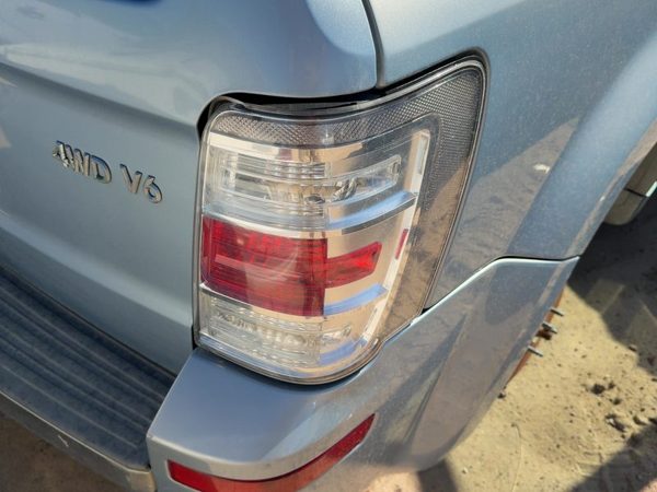 2008-2011 Mercury Mariner Passenger Right Tail Light Brake Lamp Oem Rear — photo 2