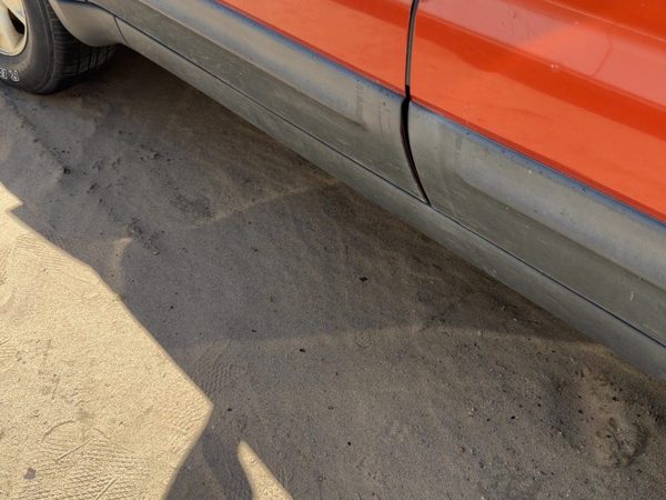 2003-2007 Ford Escape Driver Left Lower Rocker Panel Moulding Oem Dark Platinum — photo 4