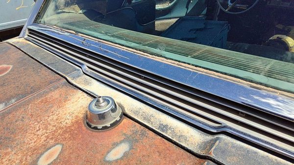 1964-1966 Ford Thunderbird Coupe Chrome Trim Below Back Glass Oem Moulding — photo 6