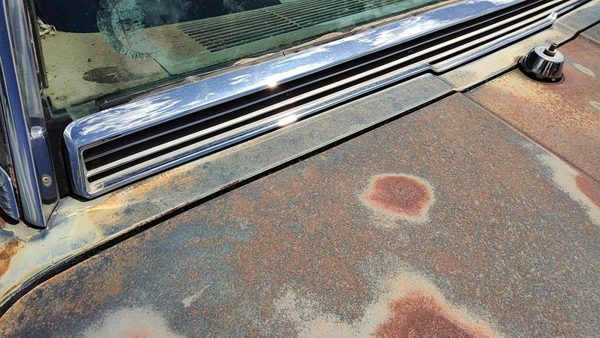 1964-1966 Ford Thunderbird Coupe Chrome Trim Below Back Glass Oem Moulding — photo 8