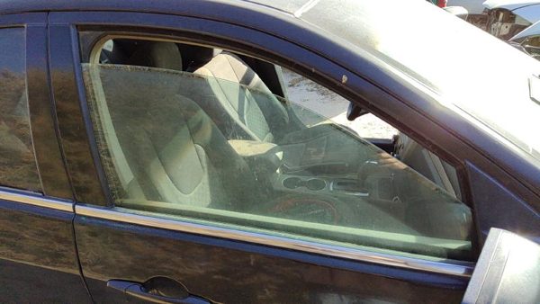 2006-2012 Ford Fusion Passenger Right Front Side Window Door Glass Oem — photo 1