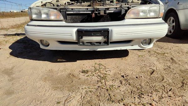 1992-1995 Pontiac Bonneville Front Bumper Cover Assembly Oem White 25556915 — photo 1