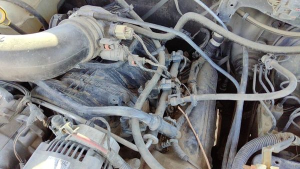 2004-2012 Jeep Liberty Complete Fuel Rail With Injectors Set Loaded Oem 3.7L — photo 3
